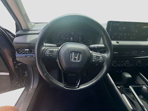 Used 2024 Honda Accord EX-L image 8