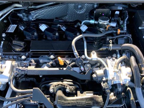 Certified 2025 Toyota Corolla LE image 31