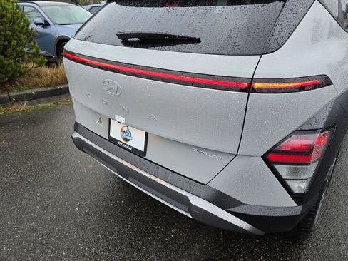 New 2026 Hyundai Kona SEL Premium image 13