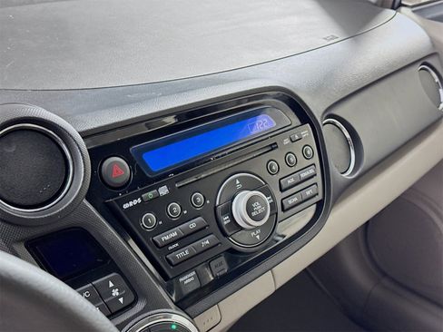 Used 2013 Honda Insight LX image 9