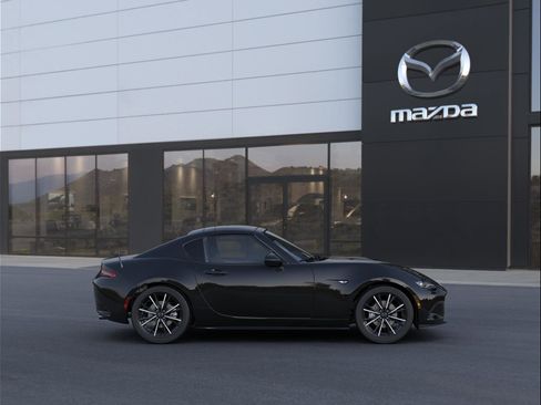 New 2025 MAZDA MX-5 Miata RF Grand Touring image 5