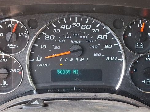 Used 2021 Chevrolet Express 2500 RWD image 10