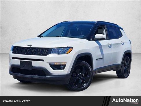 Used 2018 Jeep Compass Latitude AWD/4WD image 1