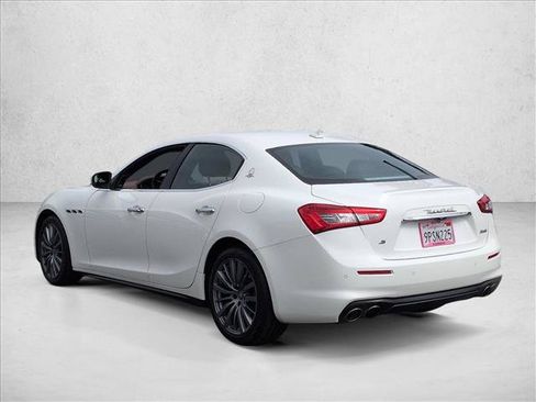 Used 2020 Maserati Ghibli S RWD image 8