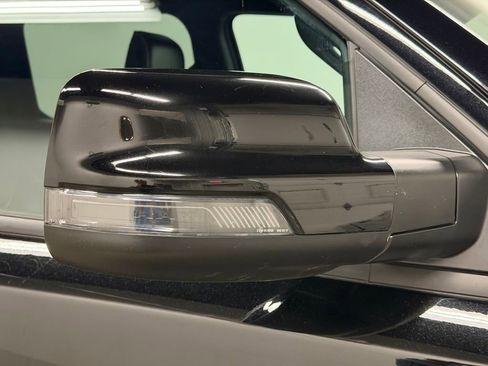 Used 2023 RAM 1500 Laramie AWD/4WD image 18