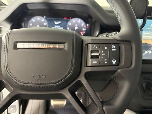 Used 2025 Land Rover Defender 110 X AWD/4WD image 19