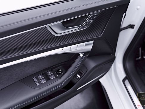 Used 2025 Audi RS 6 performance AWD/4WD image 41