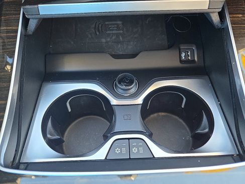 Used 2020 BMW X7 xDrive40i w/ Executive Package image 24