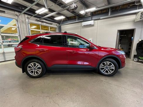 Used 2022 Ford Escape SEL AWD/4WD image 6