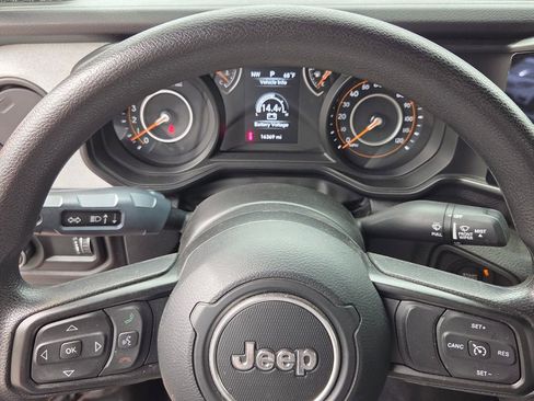Used 2024 Jeep Wrangler Unlimited Sport AWD/4WD image 21