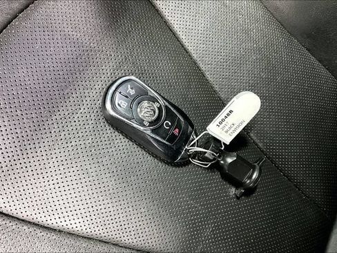 Used 2017 Buick Envision Premium AWD/4WD image 32
