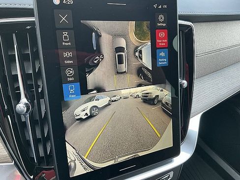 New 2026 Volvo XC90 T8 Plus w/ Protection Package Premier image 21