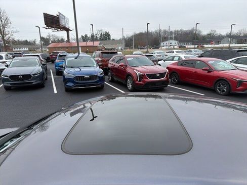 Used 2017 Honda Civic EX-L image 4