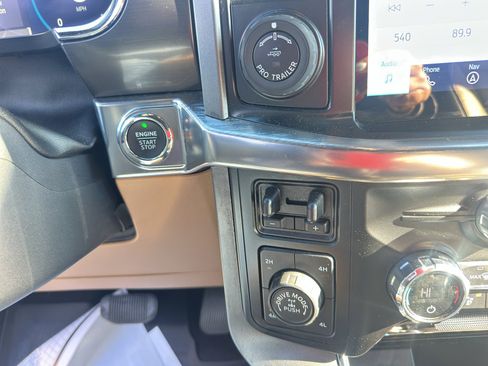 Used 2021 Ford F150 Lariat w/ Equipment Group 502A High image 28