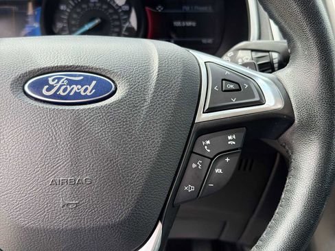 Used 2016 Ford Edge SEL w/ Equipment Group 201A AWD/4WD image 21