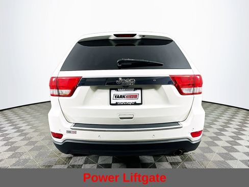 Used 2011 Jeep Grand Cherokee Limited w/ Luxury Group II image 10