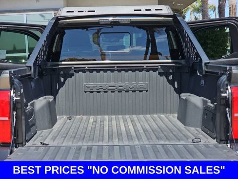 Used 2025 Toyota Tacoma 4x4 Double Cab Hybrid image 12