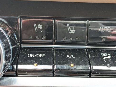 Used 2026 Chevrolet Equinox ACTIV w/ Convenience Package III AWD/4WD image 21