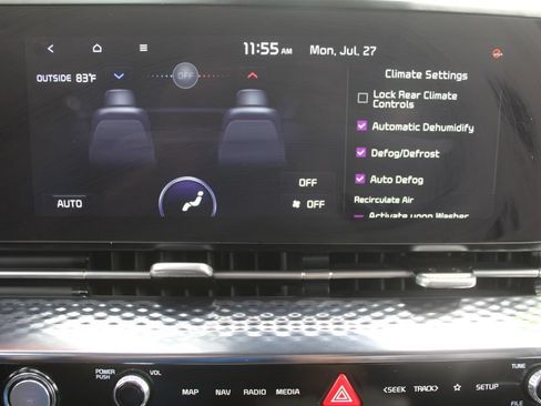 Used 2023 Kia Carnival SX Prestige FWD image 57