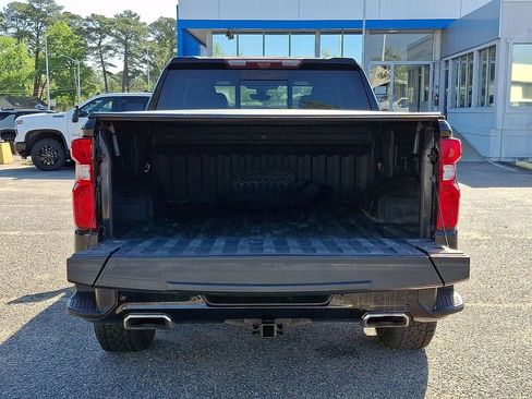 Certified 2022 Chevrolet Silverado 1500 High Country w/ Technology Package AWD/4WD image 32