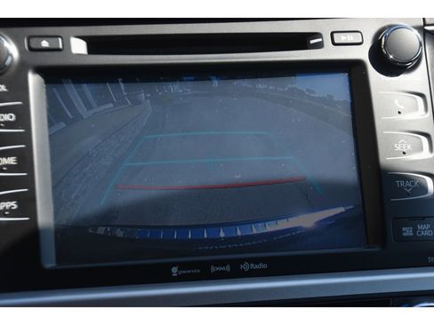Used 2019 Toyota Highlander XLE AWD/4WD image 24