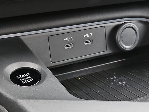 New 2026 Nissan Sentra SV image 18