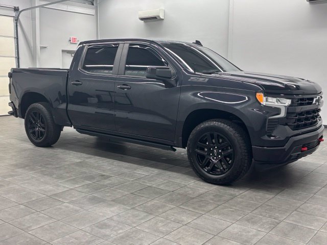 Used 2024 Chevrolet Silverado 1500 RST AWD/4WD image 1