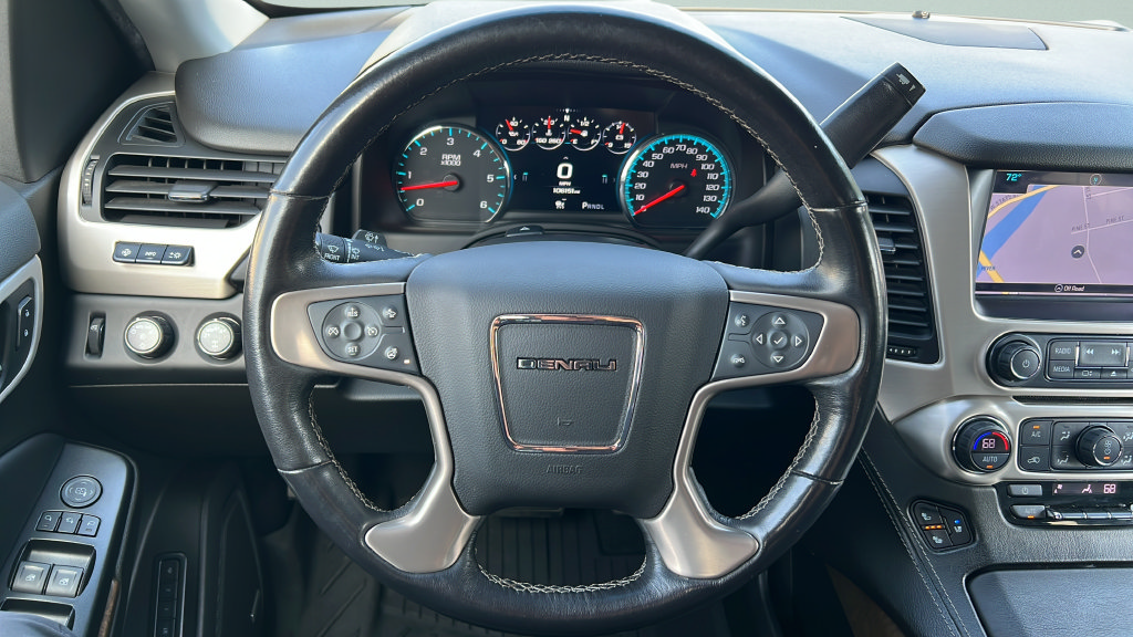 Used 2019 GMC Yukon Denali AWD/4WD image 18