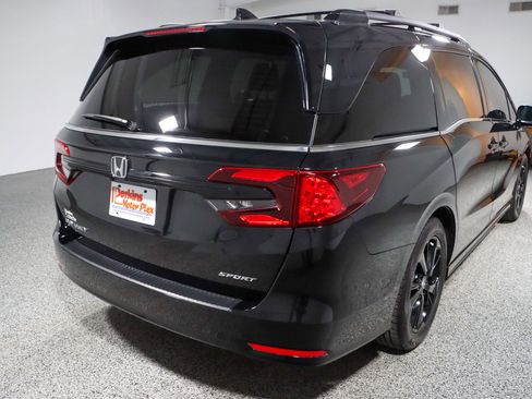 Used 2024 Honda Odyssey Sport image 7