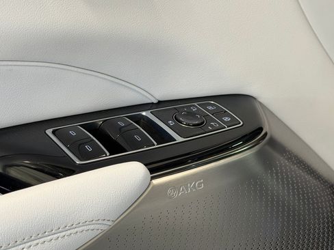 Certified 2024 Cadillac Lyriq Luxury RWD image 30