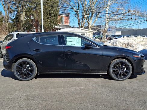 New 2026 MAZDA MAZDA3 Hatchback w/Premium Plus Pkg image 7