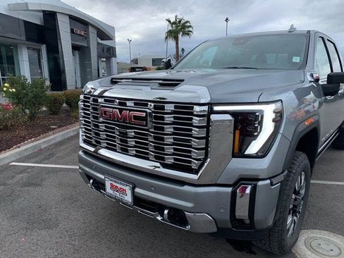 New 2026 GMC Sierra 2500 Denali w/ Denali Reserve Package image 3
