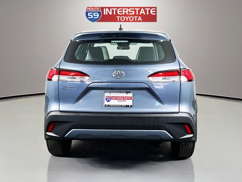 Used 2024 Toyota Corolla Cross L image 6