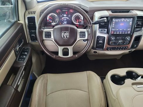 Used 2018 RAM 2500 Laramie w/ Convenience Group AWD/4WD image 16