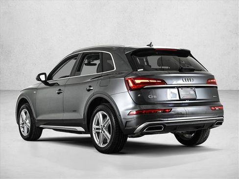 Certified 2024 Audi Q5 e Prestige image 8