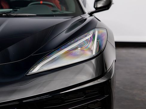 Used 2021 Chevrolet Corvette Stingray Coupe w/ 1LT RWD image 5
