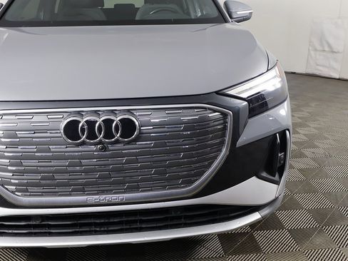 Used 2023 Audi Q4 e-tron Premium Plus w/ Premium Plus image 14