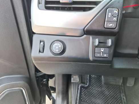 Used 2016 Chevrolet Tahoe LT w/ Texas Edition Package image 33