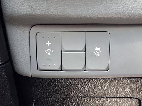 Used 2017 Kia Soul + FWD image 25