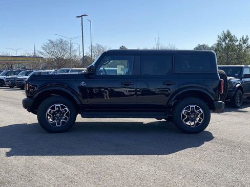 New 2026 Ford Bronco Outer Banks AWD/4WD image 6