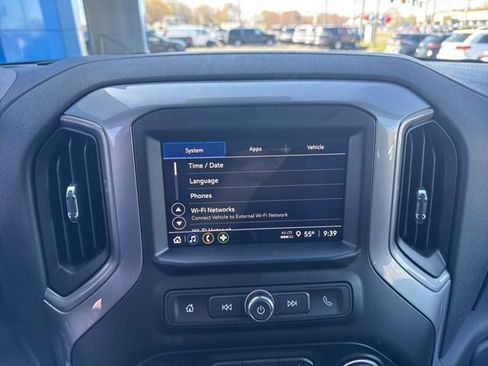 Used 2026 Chevrolet Silverado 1500 Custom AWD/4WD image 12