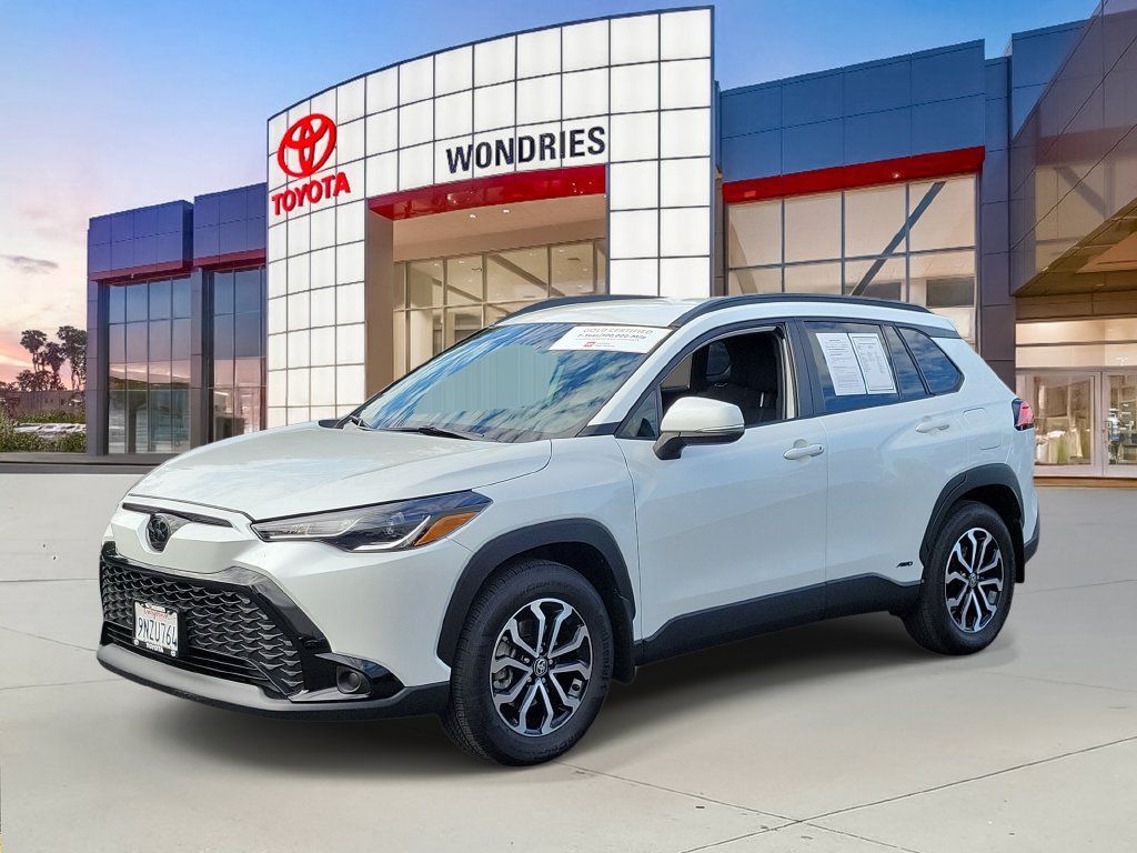 Used 2024 Toyota Corolla Cross AWD Hybrid image 2
