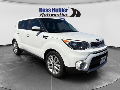 Used 2019 Kia Soul + FWD image 9