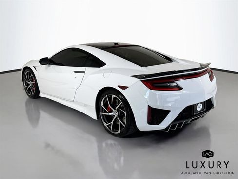 Used 2020 Acura NSX AWD/4WD image 8