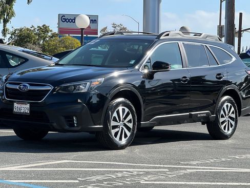 Certified 2022 Subaru Outback Premium image 8