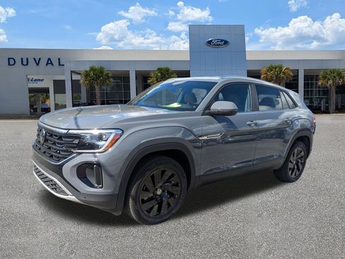 Used 2026 Volkswagen Atlas Cross Sport SE image 8