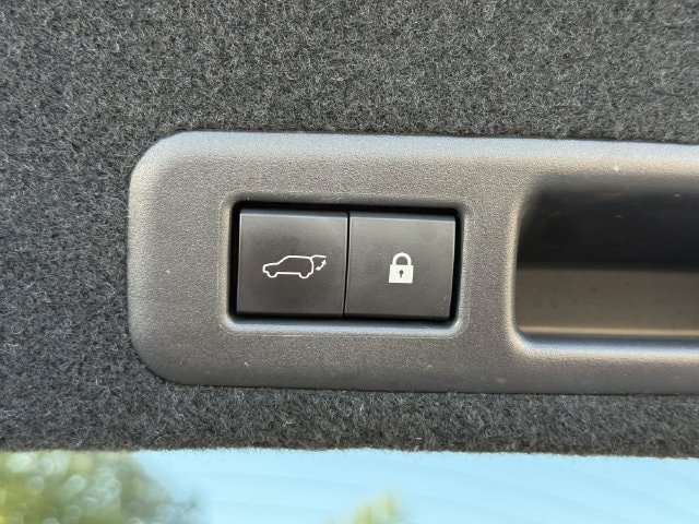 Used 2020 Lexus RX 350 F Sport w/ Accessory Package AWD/4WD image 33