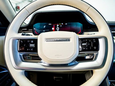 Used 2024 Land Rover Range Rover Autobiography image 41