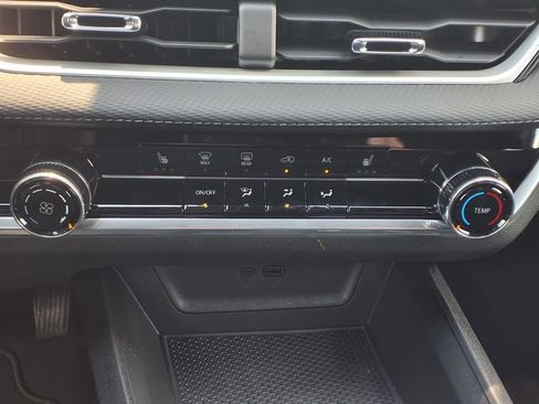 New 2026 Chevrolet Equinox LT image 15