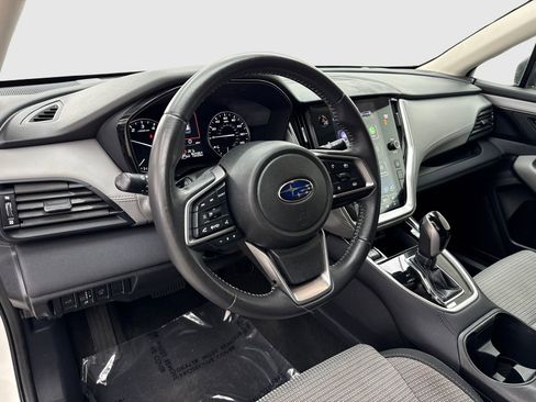 Used 2024 Subaru Outback Premium AWD/4WD image 18